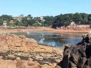 Découvrez Bréhat depuis une location saisonnière à Paimpol - studio Quai Loti